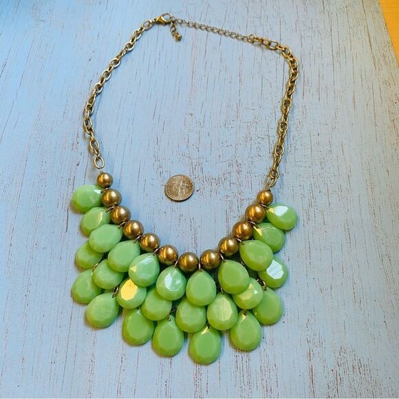 Green Gold Bib Necklace - Picture 1 of 3